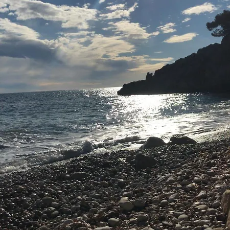 Πανσιόν La Masa 4*